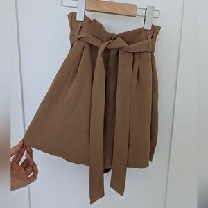 Camel Paperbag Shorts (M/L)